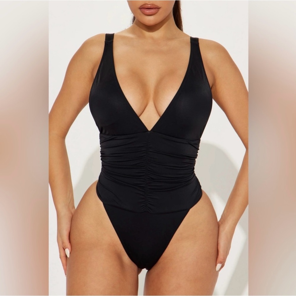 *It’s Me* Black High Cut One Piece Ruched Swimsuit